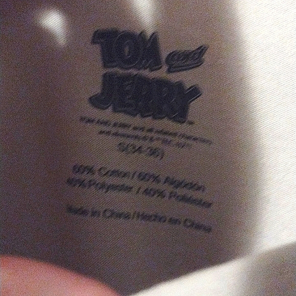 NWT Tom and Jerry long sleeve t shirt size small - Picture 5 of 5